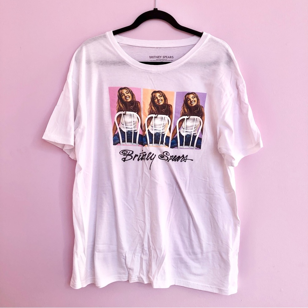 Britney Spears White Graphic Short Sleeve T-Shirt